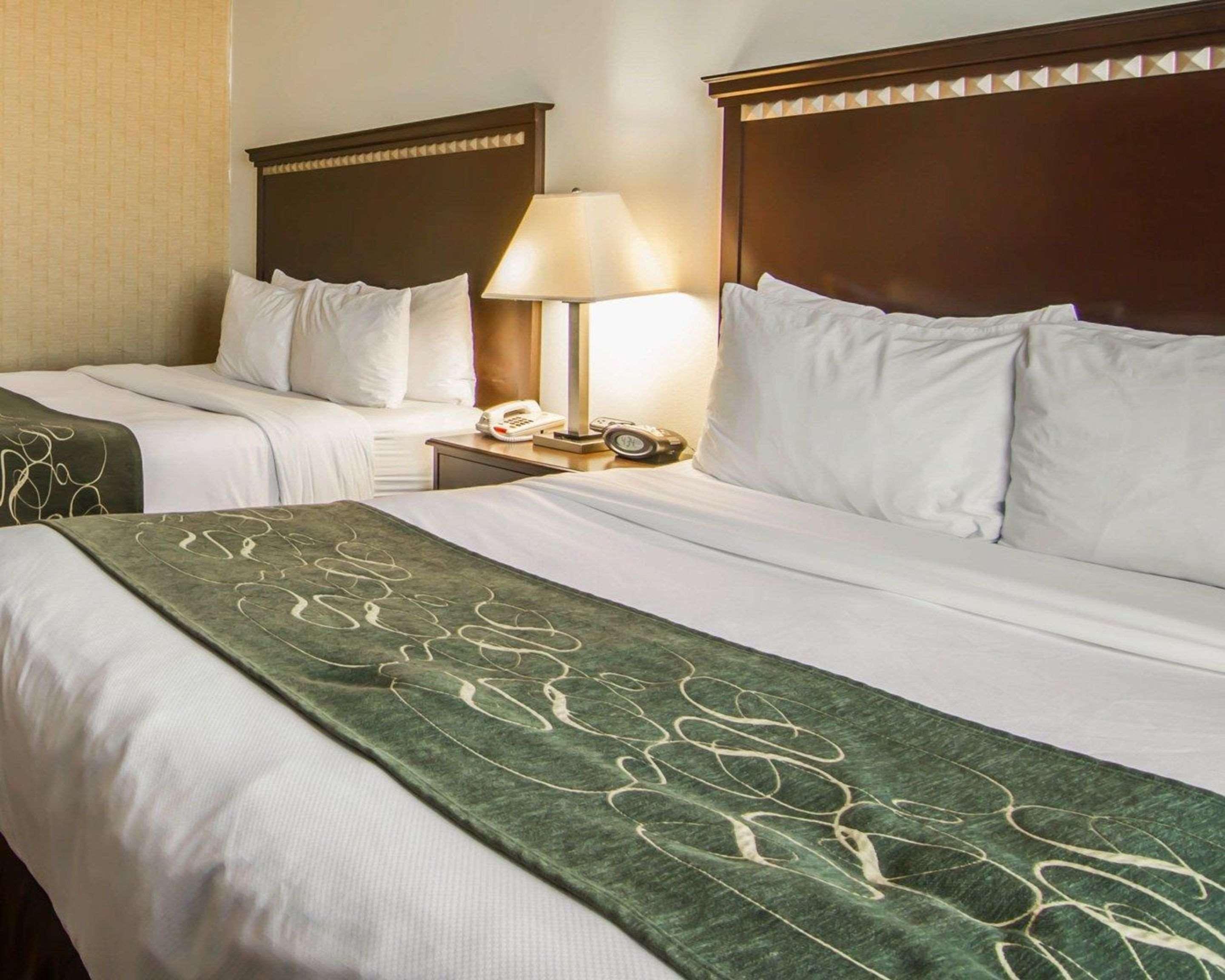 Comfort Suites West Dallas - Cockrell Hill Екстериор снимка