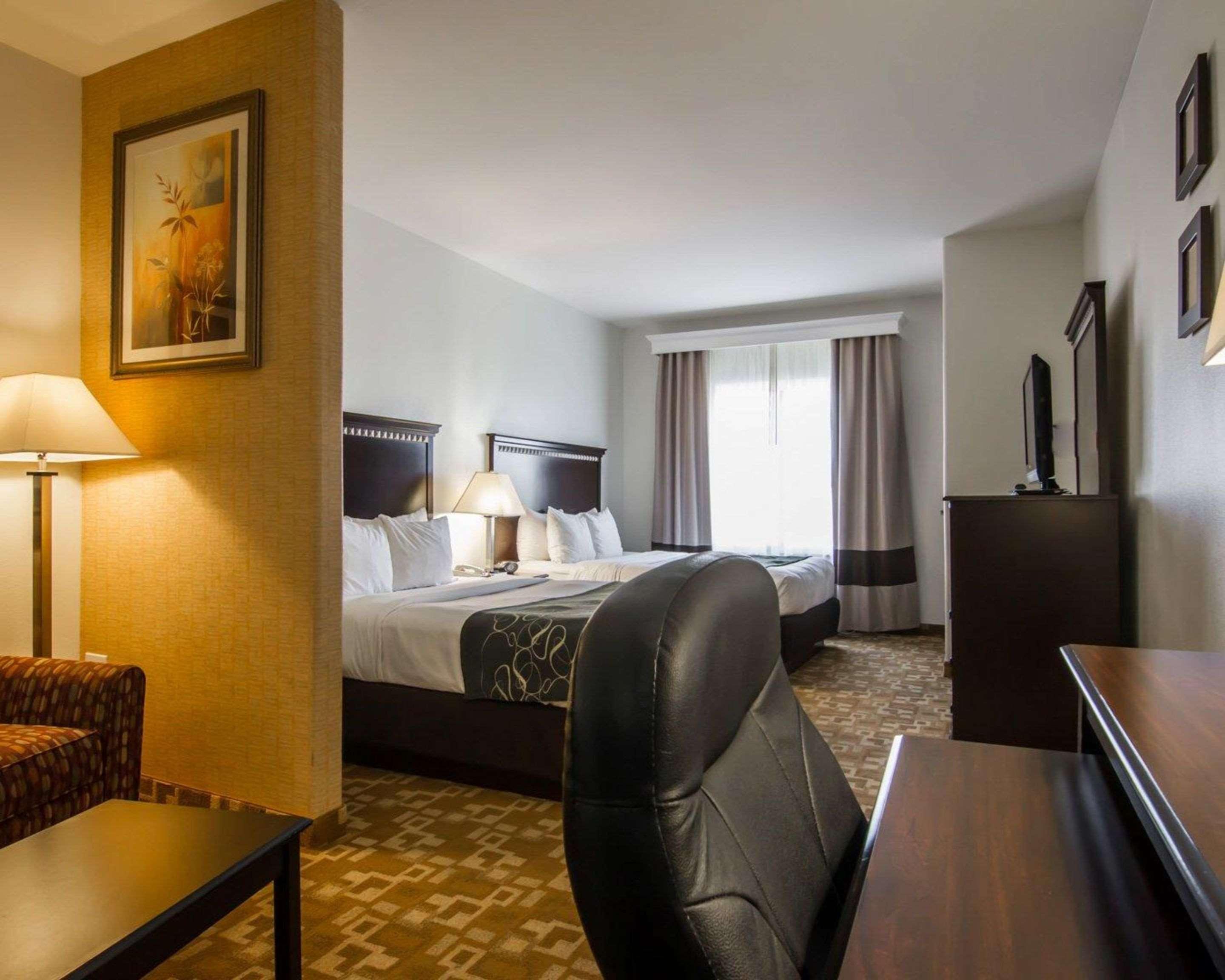 Comfort Suites West Dallas - Cockrell Hill Екстериор снимка