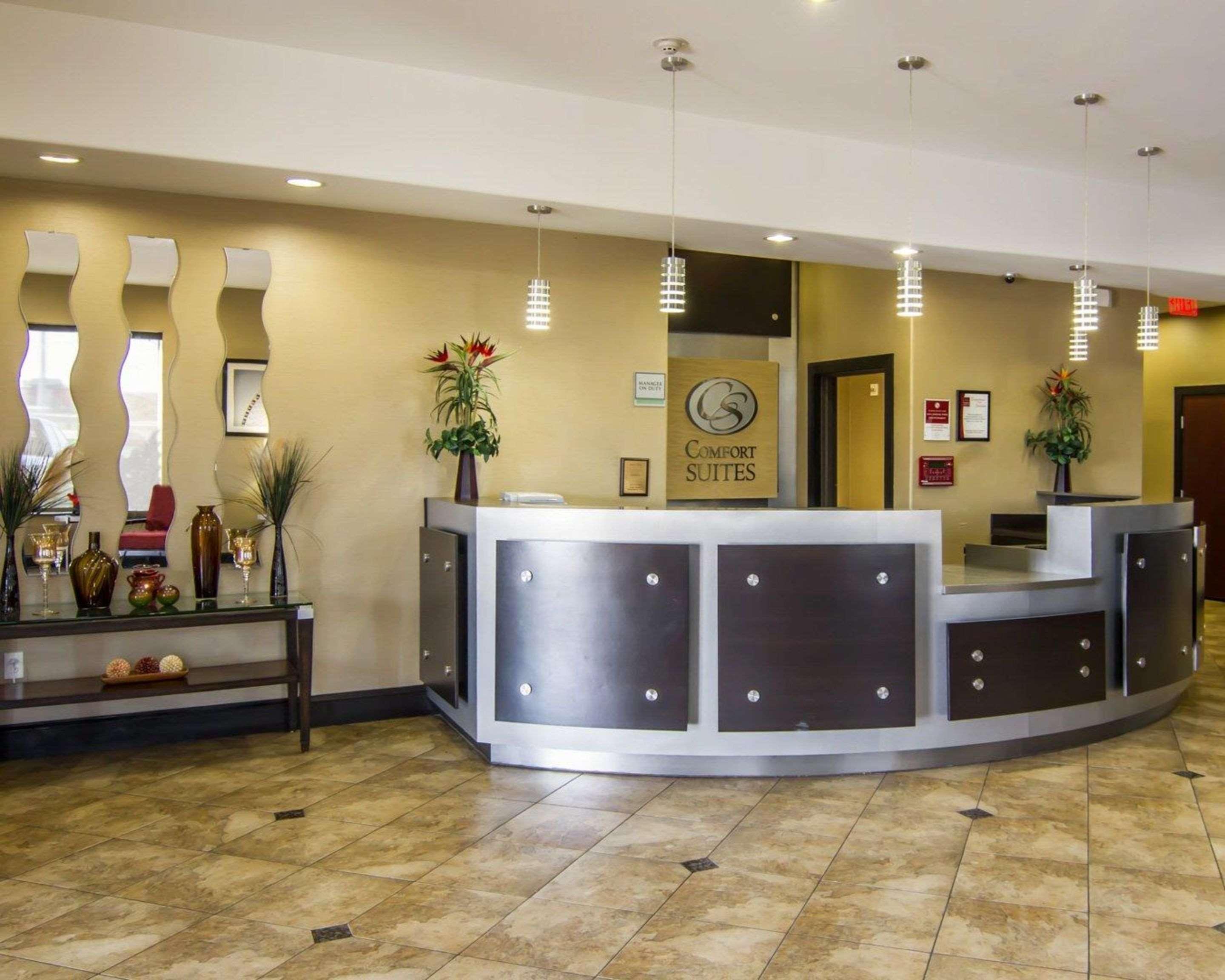 Comfort Suites West Dallas - Cockrell Hill Екстериор снимка