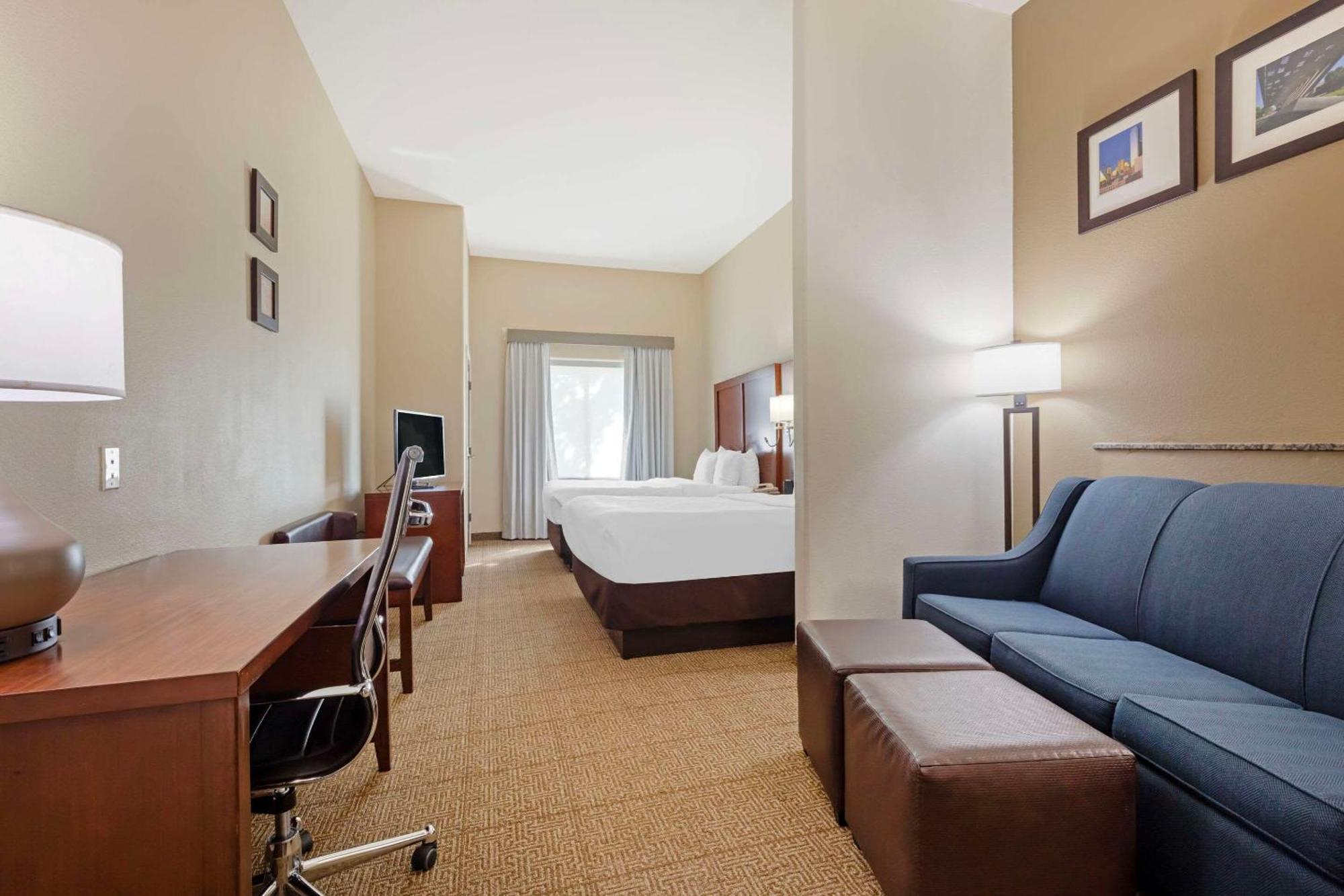Comfort Suites West Dallas - Cockrell Hill Екстериор снимка